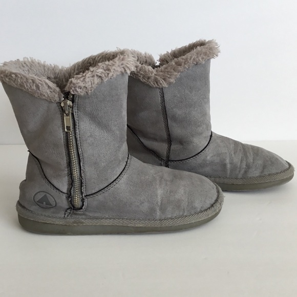 Airwalk Girls Boots Gray Faux Fur Lined Size 1 - Picture 2 of 8